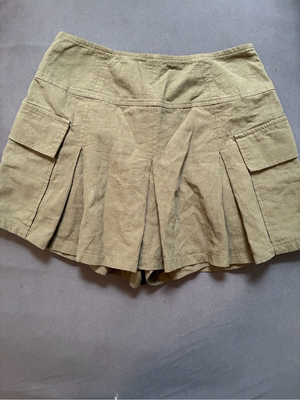 iris Olive Pleated Cargo Skort with Side Flaps